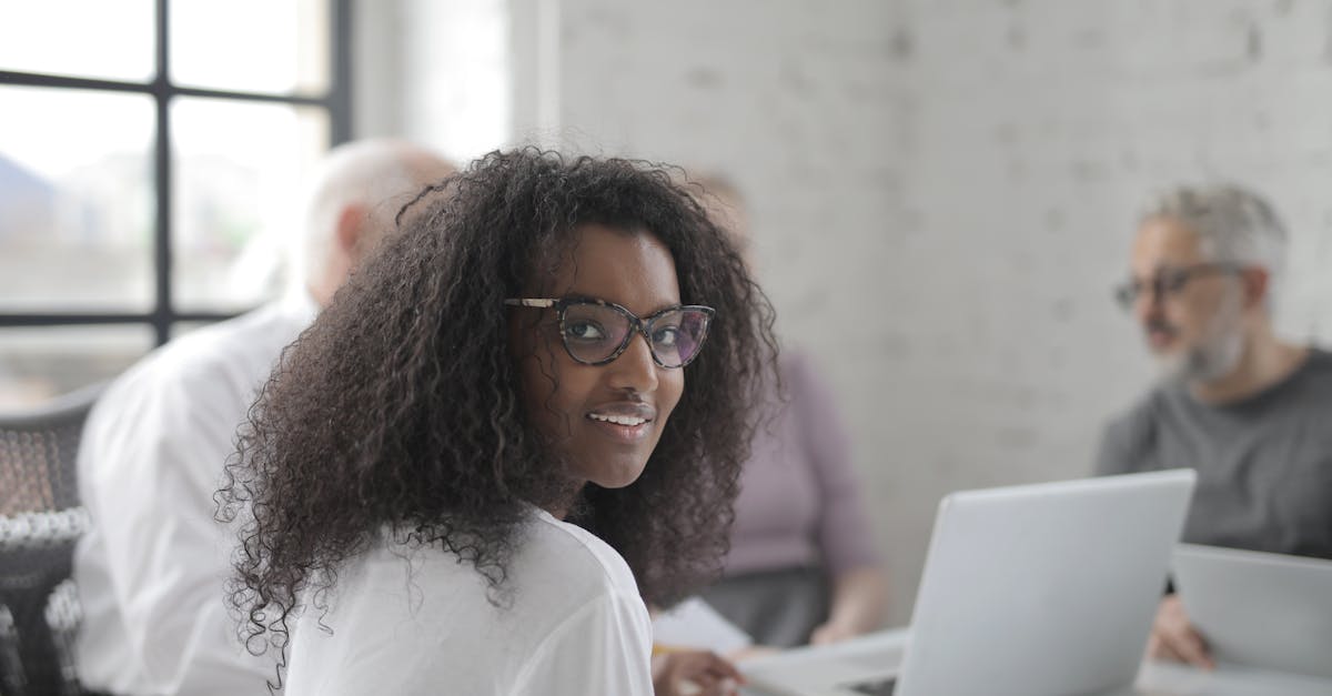 Telegram云控系统实名账号：花束同城购买平台