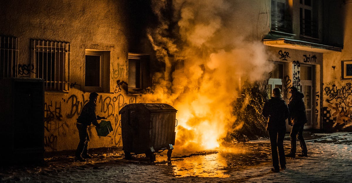 酷信170实名账号:小学校园安全警示短信的组织方式与管理问题