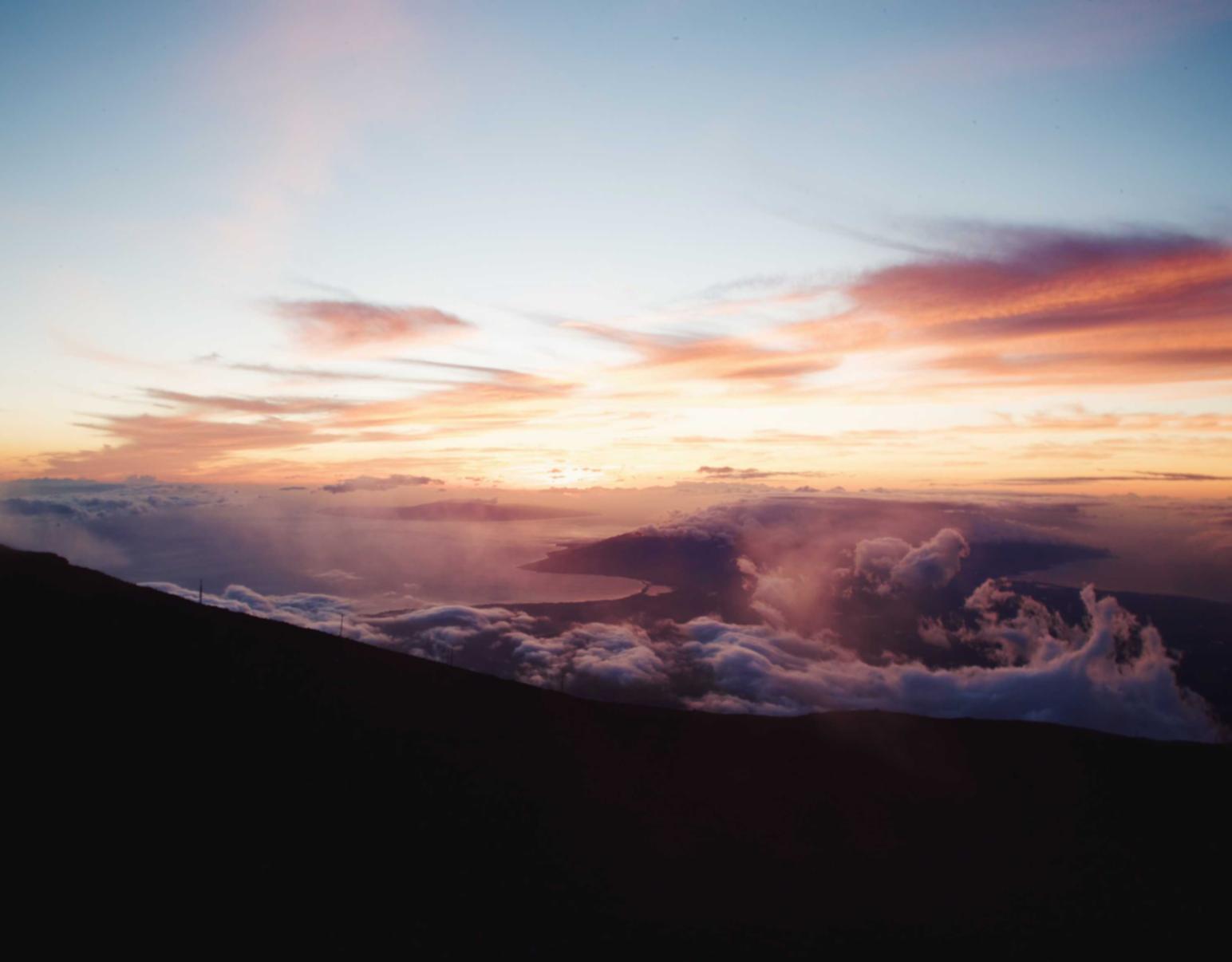 现代社会如何应对吸烟文化？
