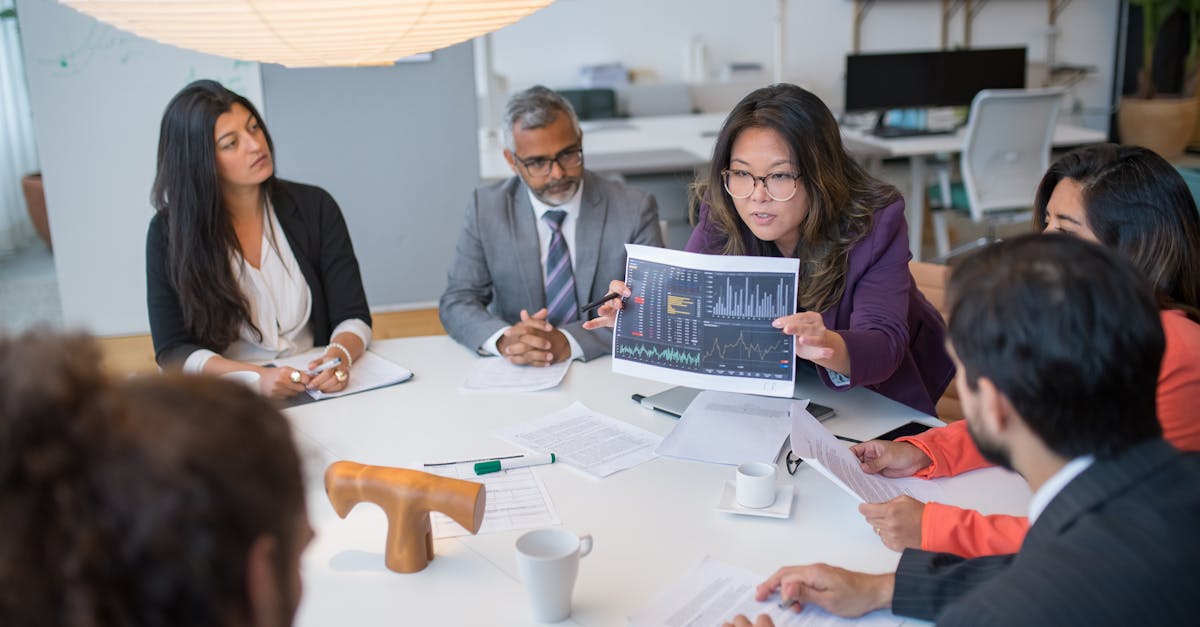 在黑暗中彼此探索：游戏公司和技术支持制造商之间的交锋