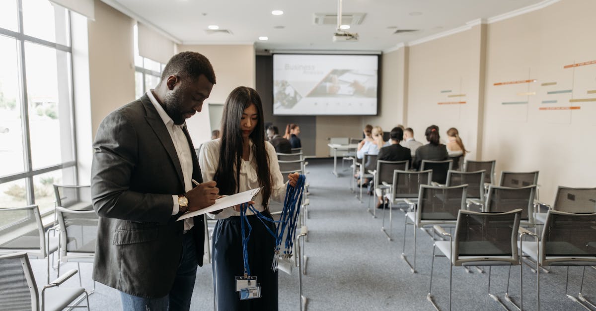 亚马逊AWS实名账号：借钱平台需要开户金融吗